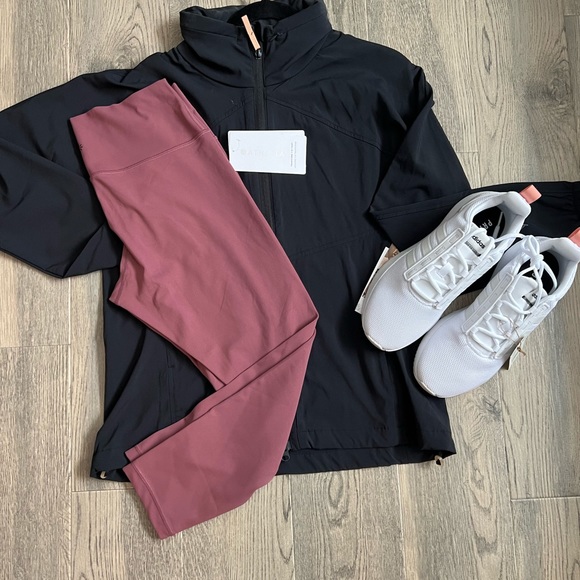 NWT TRANSCEND 7/8 TIGHT
LEGGING 7/8 TRANSCEND - Picture 6 of 8